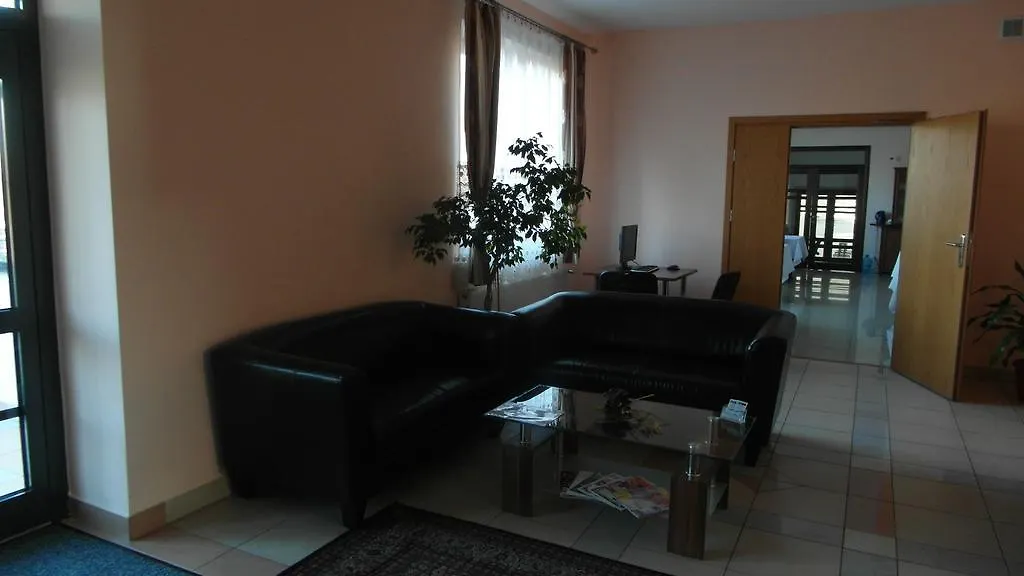 Hotel Julianów-1