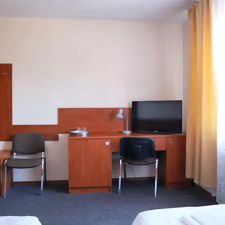 Hotel Julianów-3